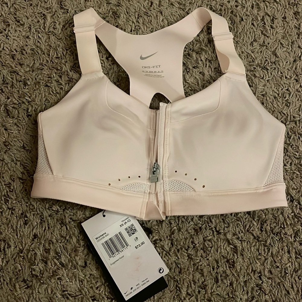 Womens Nike Sports Bra NWT